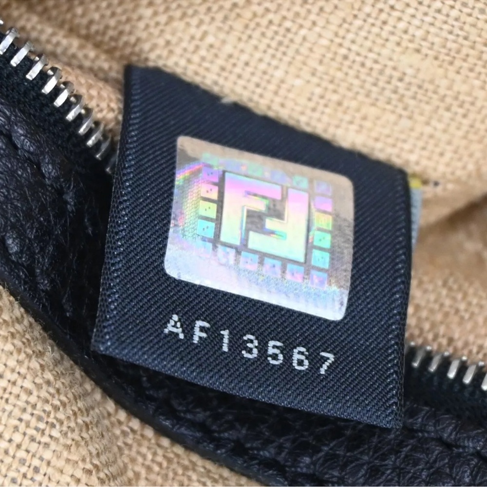 FENDI ZUCCA CANVAS BAG 🖤🩶 with COA - Picture 10 of 12